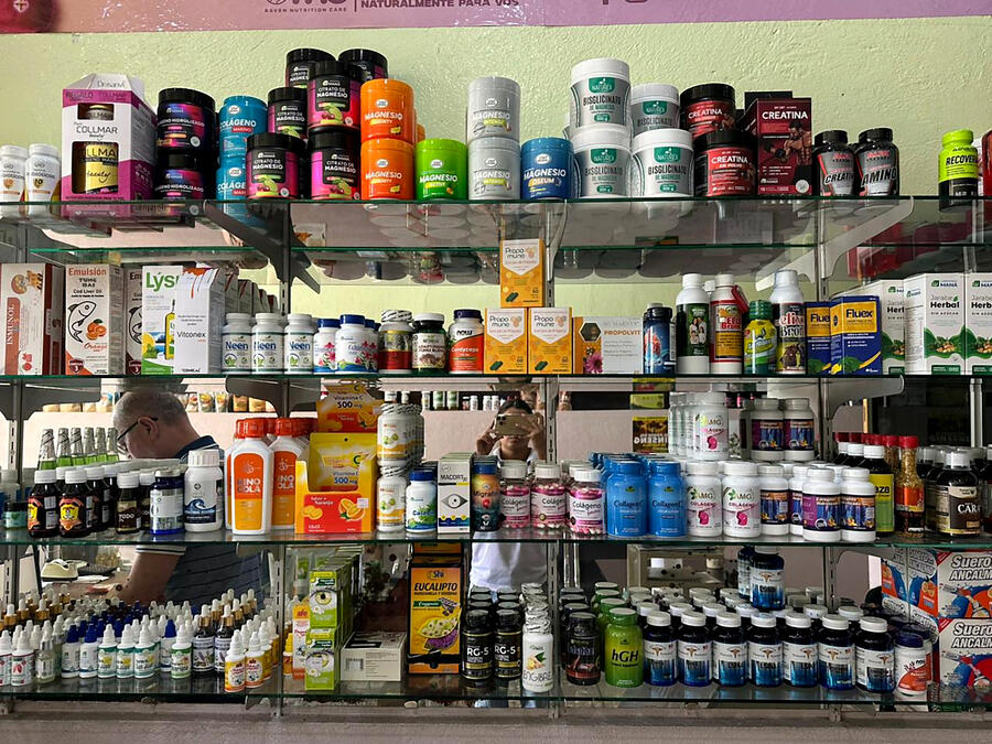 Interior y productos de Macrobiótica El SOL