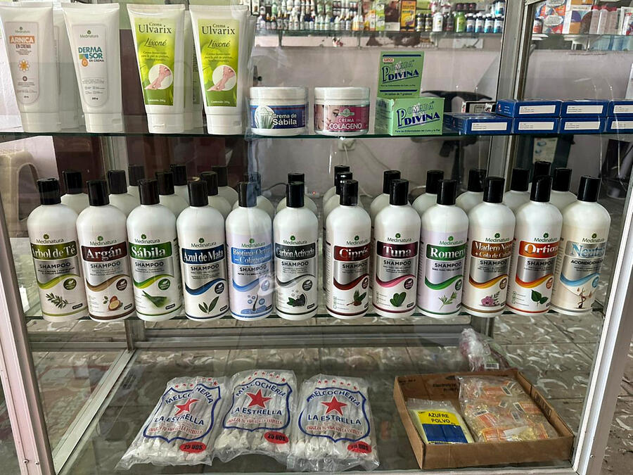 Interior y productos de Macrobiótica El SOL